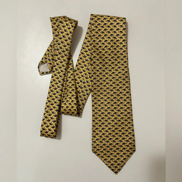 Brooks Brothers Turtle Print Silk Tie - Picture 1 of 5